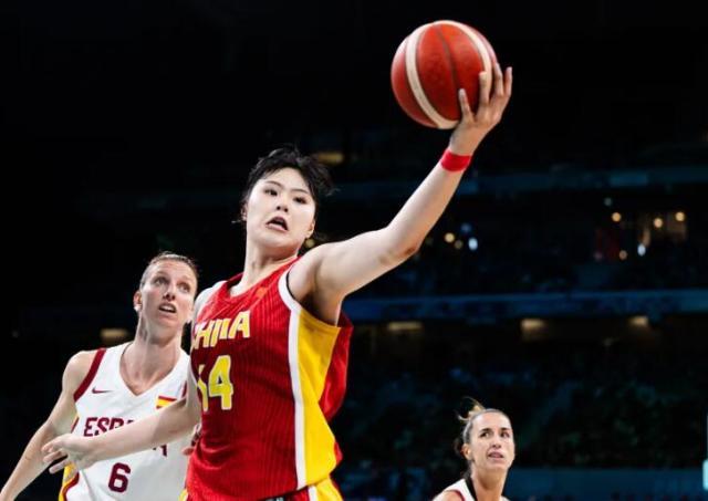 星空体育app官方下载-篮板榜第一！李月汝3大数据巴黎奥运前十：告别留憾